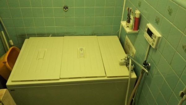 足立区Y様浴槽・浴室サッシ交換工事