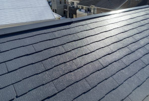 屋根カバー工法（ガルバリウム鋼板）